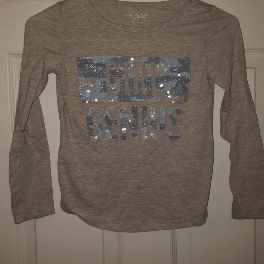 Girls long sleeve tshirt